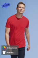 Un t-shirt Sol's Imperial rouge à manches courtes et col rond porté par un mannequin homme blond